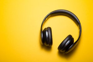 best headphones for audiophiles under 100
