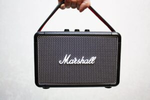 Bluetooth speaker portable charger