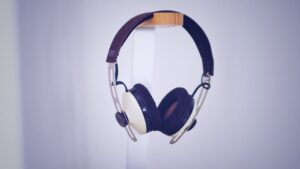 cheap audiophile headphones